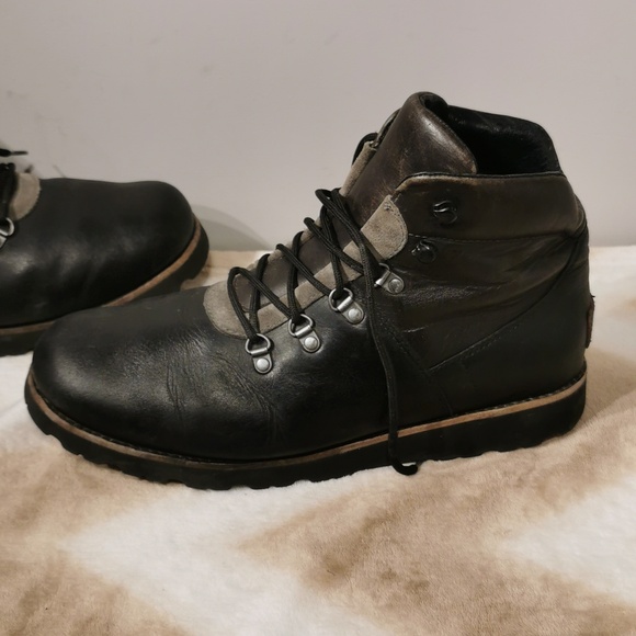 UGG boots - Picture 2 of 10